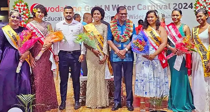 From left; Vodafone Gold ‘N’ Water Carnival Queen contestants Aliya Chand, Miriama Moe Naulivou, Vodafone Fiji chief commercial officer Salman Khan, crowned Queen Tokasa Nadagalu, Deputy Prime Minister Biman Prasad, Delphina Edwina, Viona Bhurrah and Teuteukimuana Bulu at Garvey Ground in Tavua.