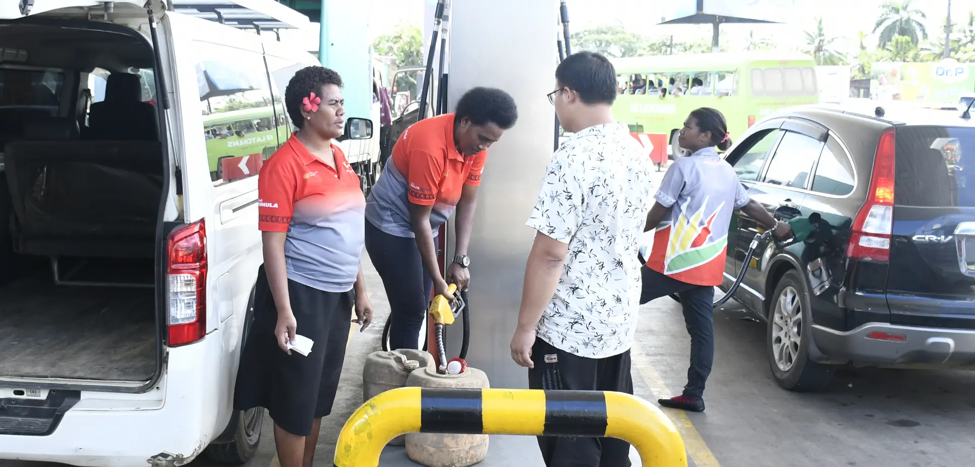People rushed to get their vehicle fueled up before the new fuel price for Moth of May at Nausori Pacific Energy station on April 30, 2026. 