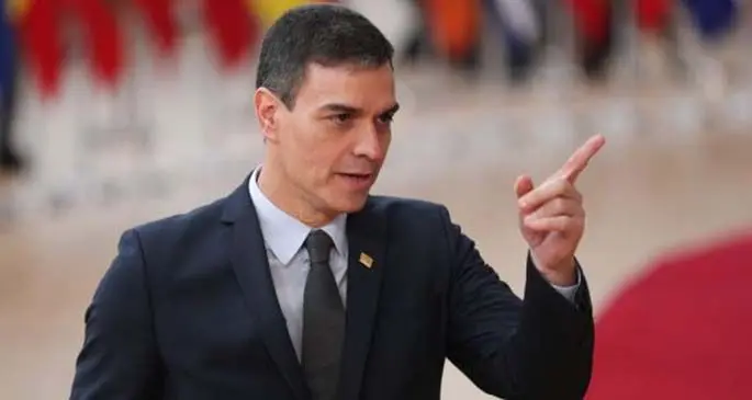 File photo taken on Feb. 20, 2020 shows Spanish Prime Minister Pedro Sanchez arriving for a special meeting of the European Council at the EU headquarters in Brussels, Belgium. (Xinhua/Zheng Huansong)