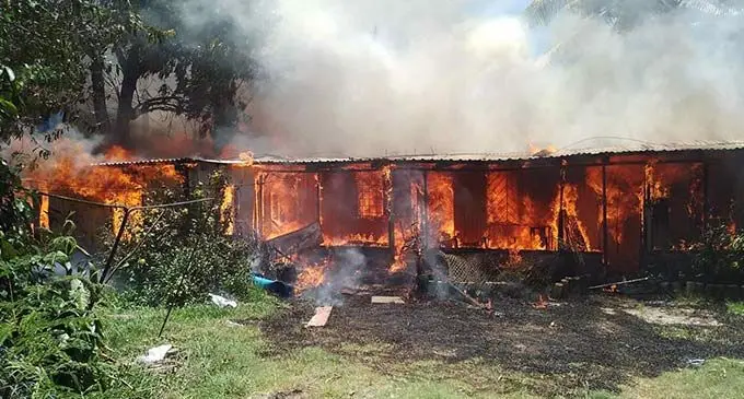 The corrugated iron house at Saweni, Lautoka in flame on November 27, 2022. Photo: National Fire Authority