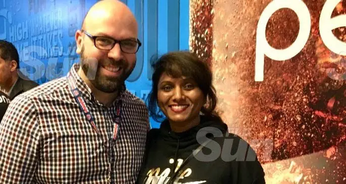 Rohini Deo (right) with Vancouver Province journalist Patrick Johnston on March 6, 2020. Photo: Asuad Ali