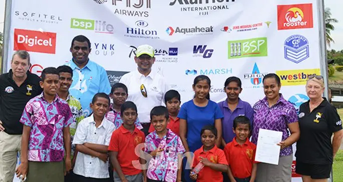 From left; Robert (Bob) Penn- DCL deputy chairman, Talatala Wame Boselawa – manager of Veilomani Boys Home, Pramesh Sharma- DCL board chairman, (second from right) Treasure Home director Ulamila Powell and (right) Samantha Deakin– DREL board director with the children from Treasure House Christian Children’s Home & the Methodist Veilomani Boys Home in Ba.
