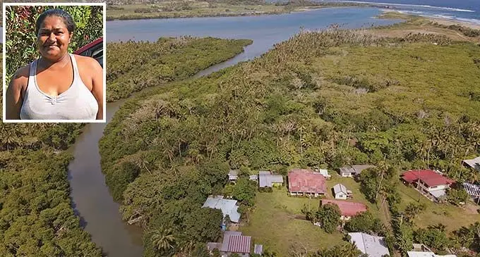 Chuba ni wai... Kulukulu settlement is a coastal community flanked on one side by the famous Kulukulu estuary, and the popular sand dunes that stretches out to the Sigatoka River mouth, on the other. Inset: Entrepreneur, Cathy Ram, lives in Korotogo, but says Kulukulu is the whole world tucked away in a little slice of paradise.