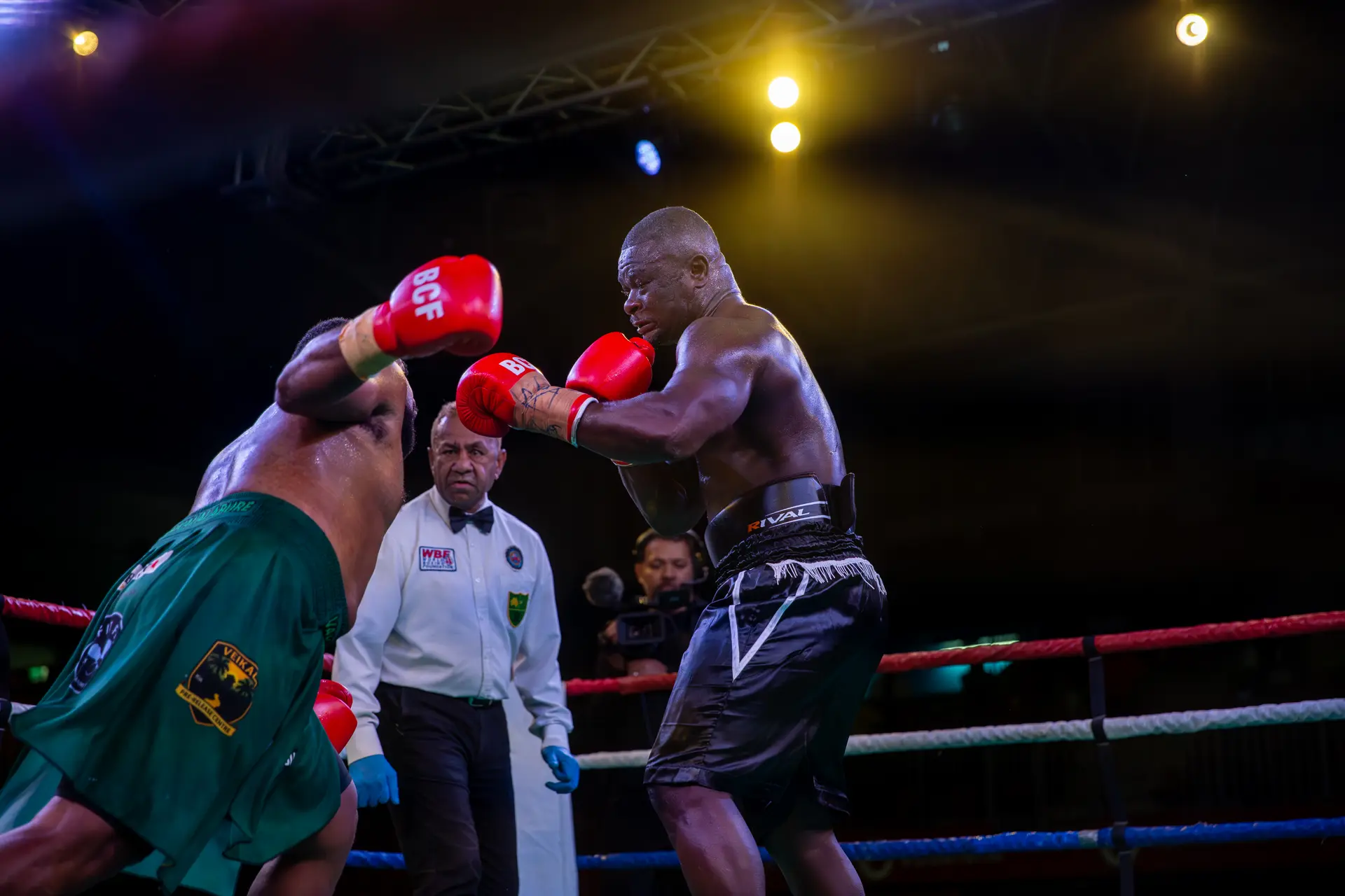 Kwadjo defeated Kimo Vakalalabure at the Vodafone Arena and said he now wanted to test himself against the country's top heavyweight in a 10-round contest.