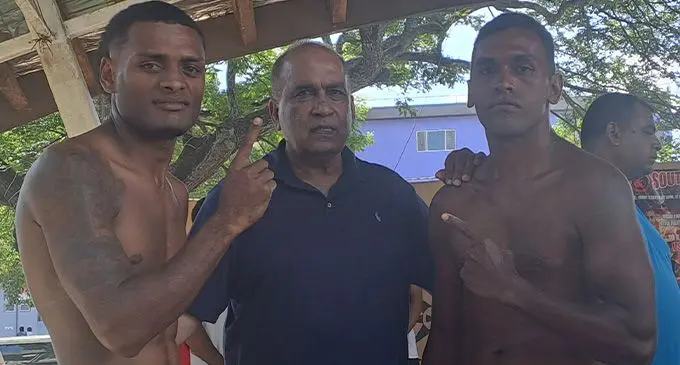 From left: Jese Ravudi, South Pacific Boxing Promotions director Mohammed Shameem, Robin Hazelman at Nair’s Dais in Nadi on December 16, 2022.