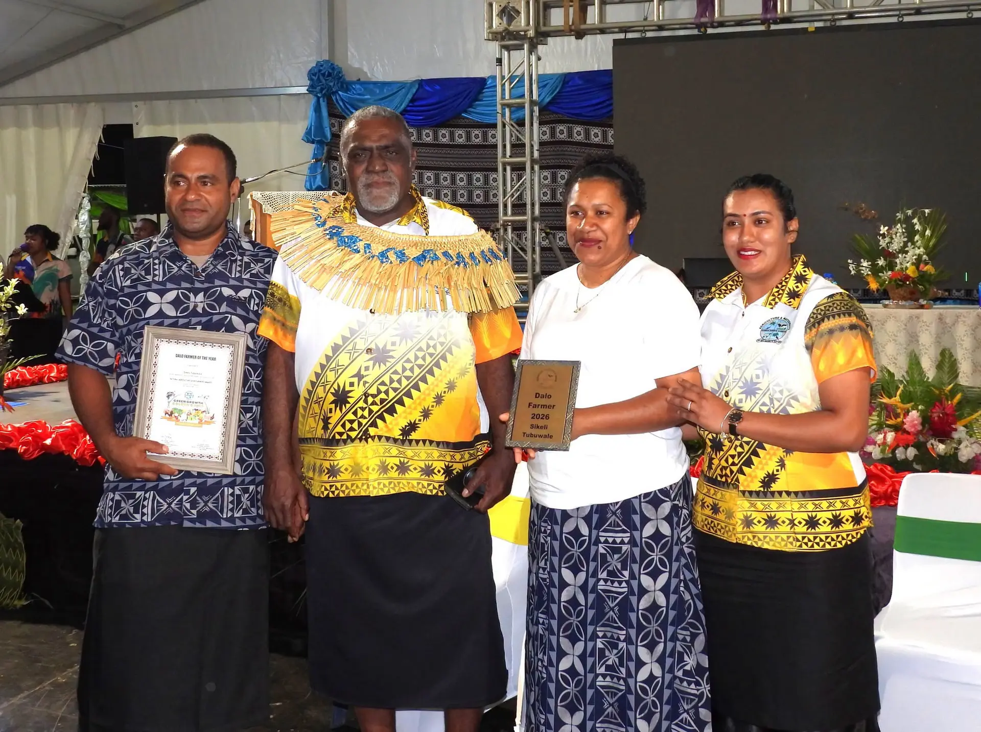 Buca Bay farmer Sikeli Tubuwale (left) with the Minister for Agriculture Tomasi Tunabuna.