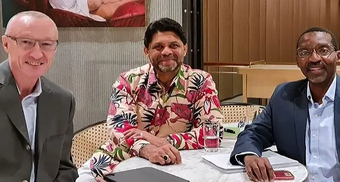 Attorney-General Aiyaz Sayed-Khaiyum flanked by the World Bank Country Director of Papua New Guinea and Pacific Islands, East Asia and Pacific Region, Stephen Ndegwa (right), and the Regional Operations Manager, Paul Vallely (left). Photo: DEPTFO News