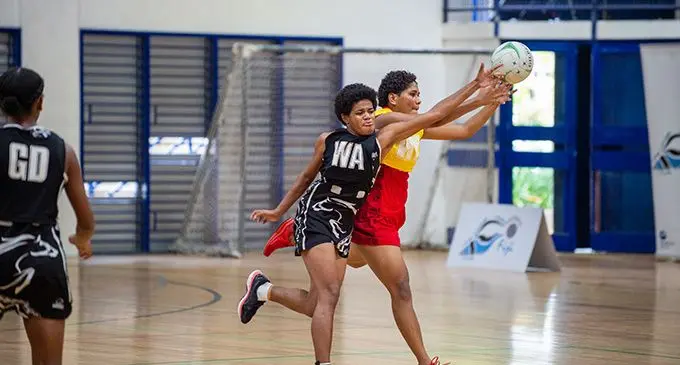Action between Nadroga and Naitasiri Highlanders during 5th/6th playoff of the Financial Hub Netball Tournament at the FMF Gymnasium on July 8, 2023. Photo: Leon Lord