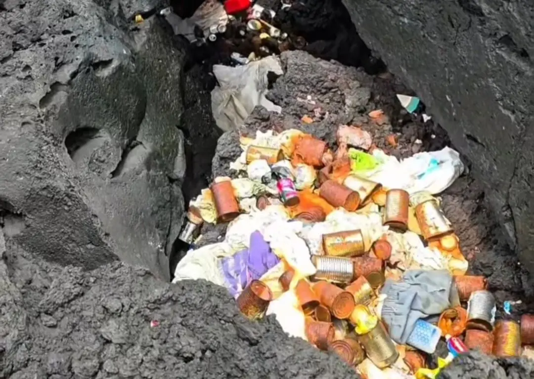A pile of rubbish dumped at Vuna Blowhole in Taveuni on December 23, 2025. Photo: Supplied