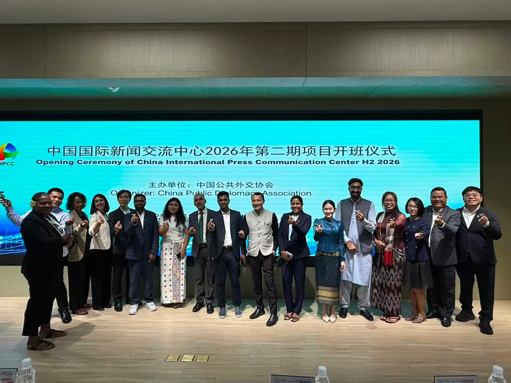 China hosts media voices from 101 countries