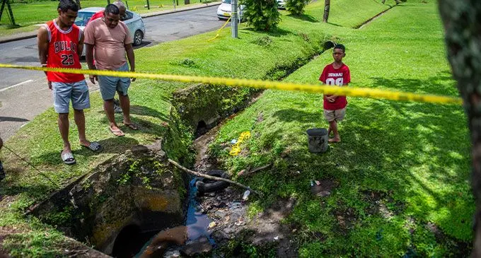 The oil spill site at the Golf Link Road junction at Nabua near Suva. Photo: Leon Lord