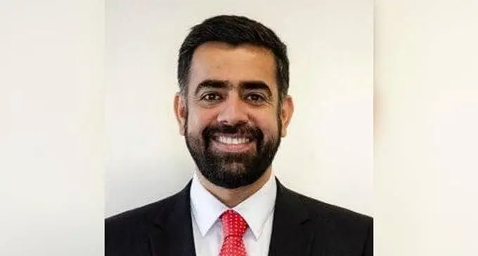 Dr Amit Chanan.
