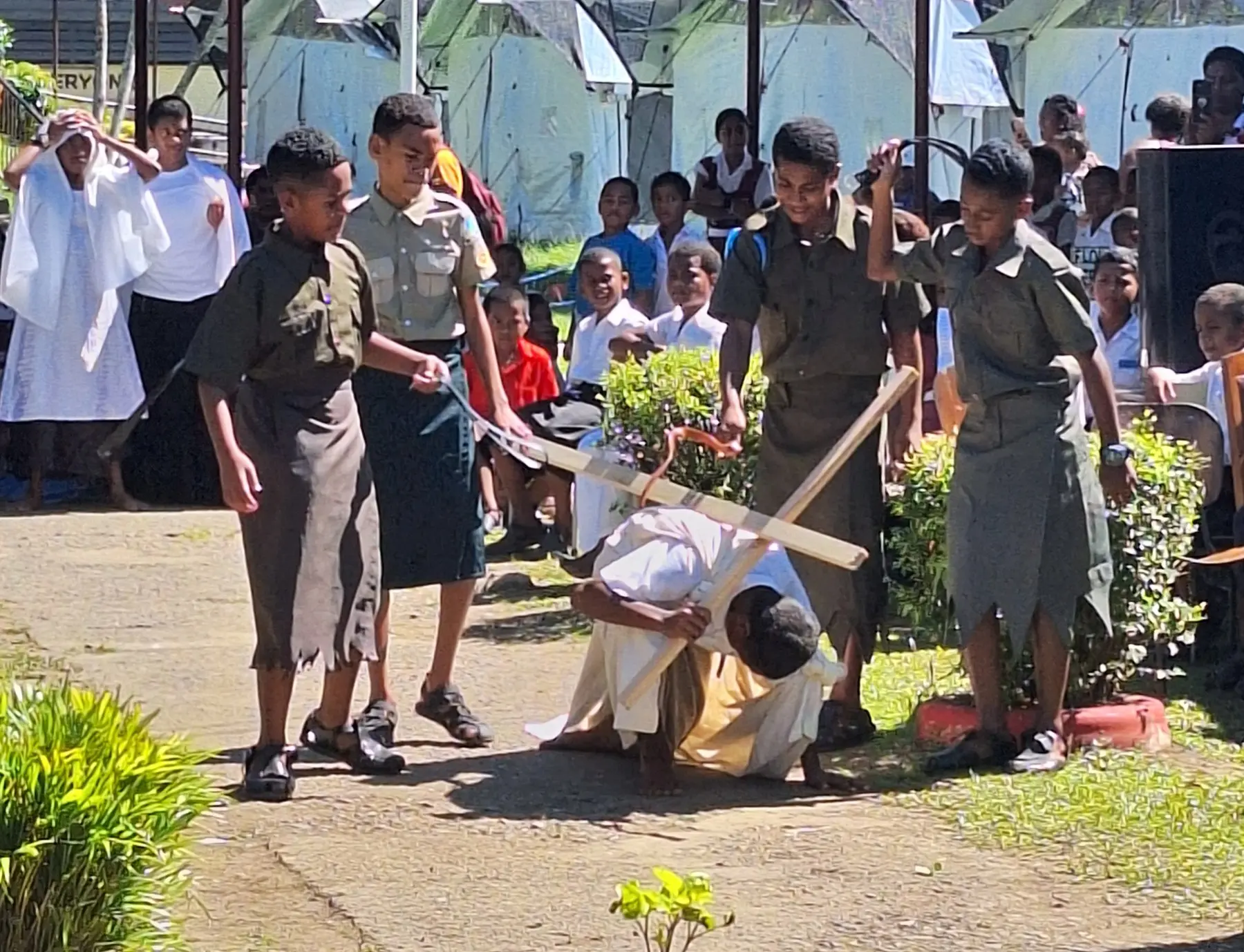 Students of Andrews Primary School performing the crucifixion drama.