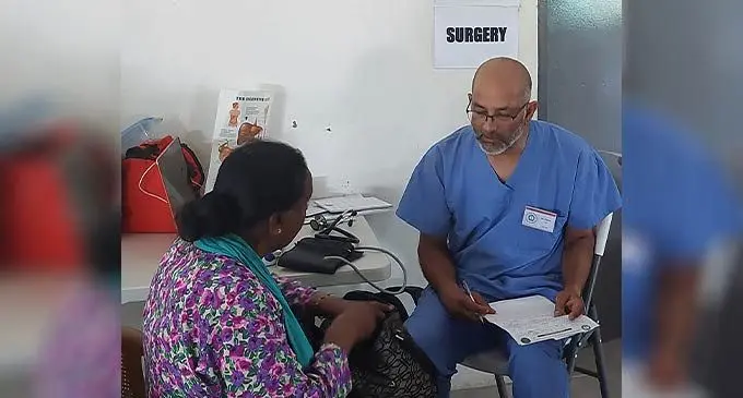 Doctor Dinesh Lal serves a patient at the Sai Medicare Camp at the Ba Market Bure on October 18, 10, 2022. Photo: Salote Qalubau