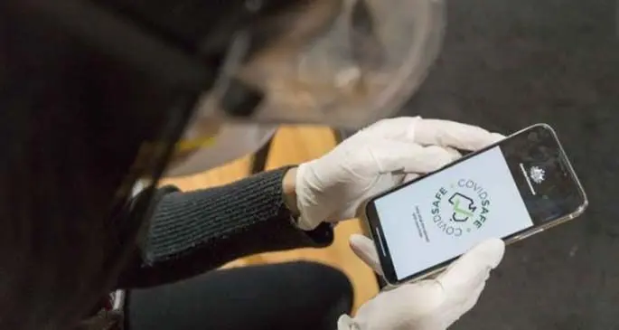 Photo taken on April 26, 2020 shows the COVIDSafe app on a smartphone in Canberra, Australia. (Photo by Liu Changchang/Xinhua)