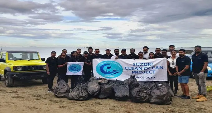 Staff of Niranjans during the clean-up.