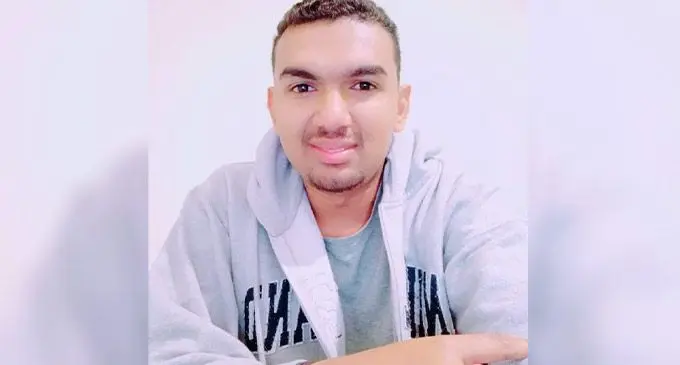 Ezekiel Tubuna. 