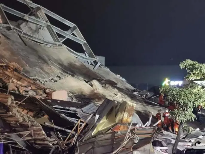 Photo taken on March 7, 2020 shows rescue operations at the accident site of a hotel in Quanzhou, southeast China's Fujian Province. (Str/Xinhua)