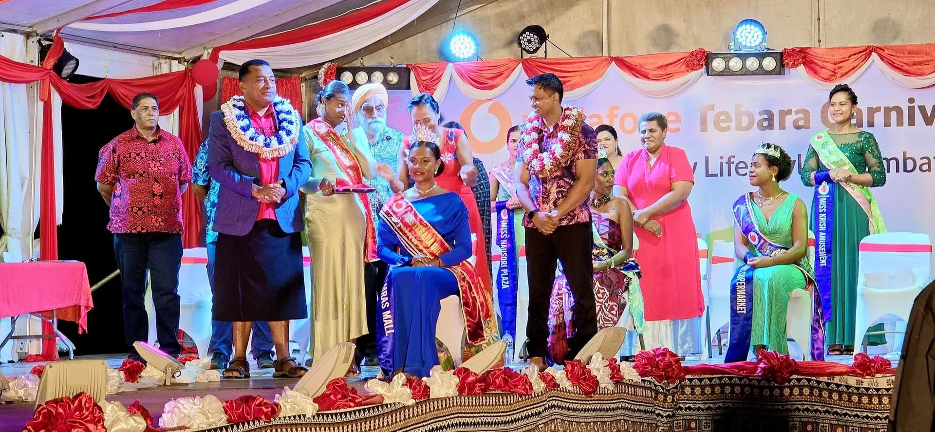 The crowning of last year’s Miss Tebara Festival.