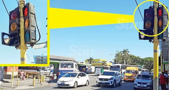 The damaged traffic light beside the junction of Tukani Street and Yasawa Street in Lautoka. Photos. Salote Qalubau