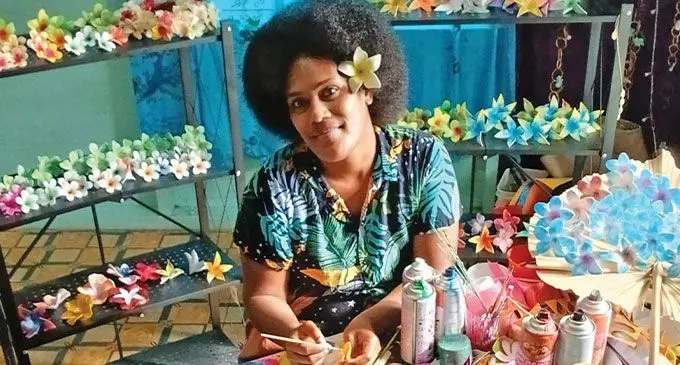 Ko Fulori Waqasaqa ka cicivaka tiko na nona bisinisi ni tekiteki e na nona itikotiko mai Bulileka, Labasa.
