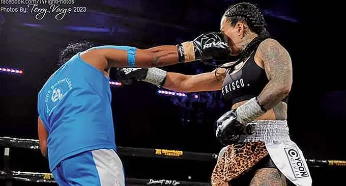 Maureen Numia Chand in the ring against Australian boxer, Stephanie Lee. Photo: Supplied