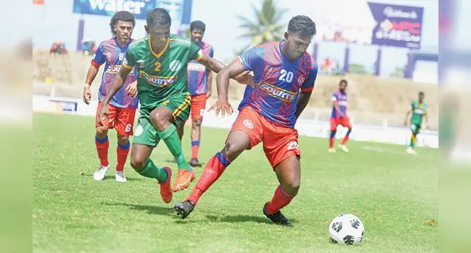 Koromakawa Tours & Rentals/G02 Navua's Zinal Ali on attack against Nadi during their Courts Interdistrict Championship pool clash at the HFC Bank Stadium on October 6, 2022. Photo: Ronald Kumar