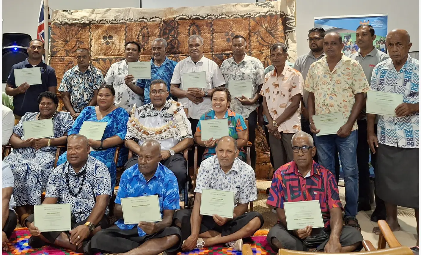 14 western recipients get government grants