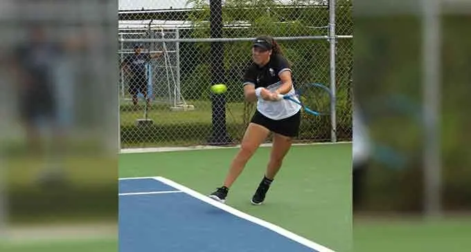 Our top women tennis player Saiorse Breen in action during her silver medal win at the Pacific Mini Games in Saipan, Northern Marianas on July 3, 2022. Photo: Tennis Fiji 