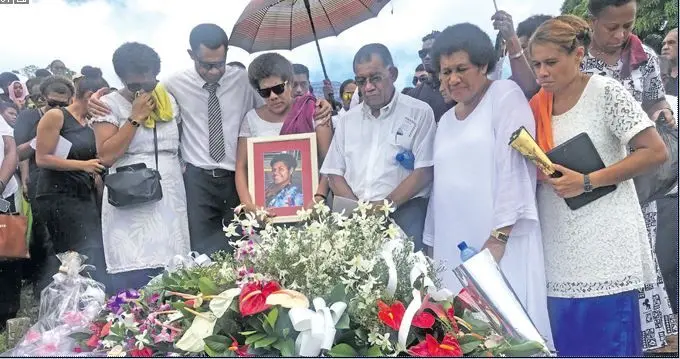 From left: Alisi Dileva Lutu, Asaeli Lutu, Ulamila Duguci Lutu, Emosi Nawaikalou Lutu, Adi Mowala Naimotu Lutu and Vasemaca Naiviko Lutu paying their last respects to the late Merelesita Lutu on March 9, 2018. Photo: Fonua Talei