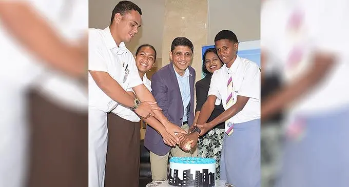 Ministry of Commerce Trade Tourism and Transport Permanent Secretary Shaheen Ali and Nasinu and Nausori Municipal Council Chief Executive Officer, Anurashika Bari with students during World Town Planning Day at Civic Centre on November 8, 2022. Photo: Ronald Kumar