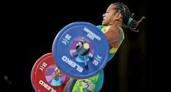 Fijian-born Eileen Cikamatana won gold and set a new record in the women’s 87 kg at the Birmingham Commonwealth Games on August 2, 2022. Photo: Inside The Games