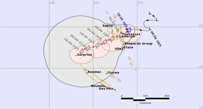 Figure 1: Forecast track map of Tropical Cyclone Gina (Category 1) issued at 7.30am today, 19th May 2022.