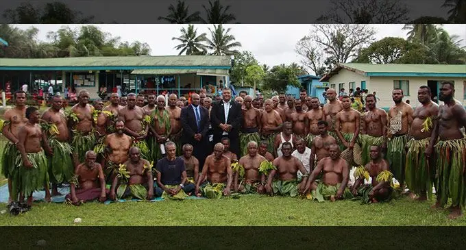 Ko ira na turaga mai na Tikina o Lutu ena yasana o Naitasiri ka’ra vakaitavi ena kena vakabulabulataki ni nodra meke ni Yaqona na Turaga Tui Lutu. E tiko maliwai ira nai vukevuke ni Minisita ni Veika VakaiTaukei ko Isikeli Tuiwailevu.