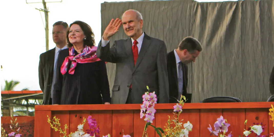 President Russell Nelson (right) and his wife Wendy (left) wave to members of the Church of Jesus Christ of Latter-day Saints at Ratu Cakobau Park in Nausori on May 22, 2019.