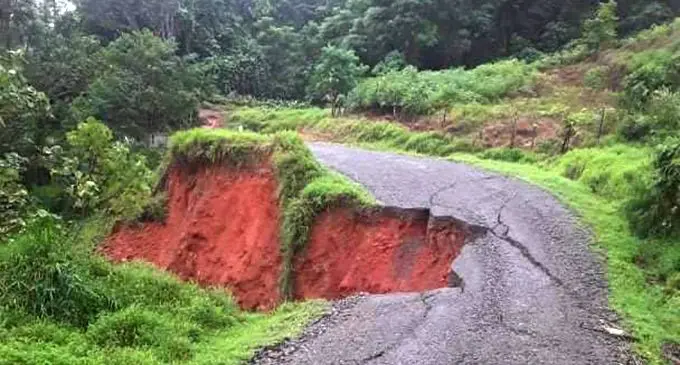 Nabukavesi Road in Navua is closed to all traffic due to wash out