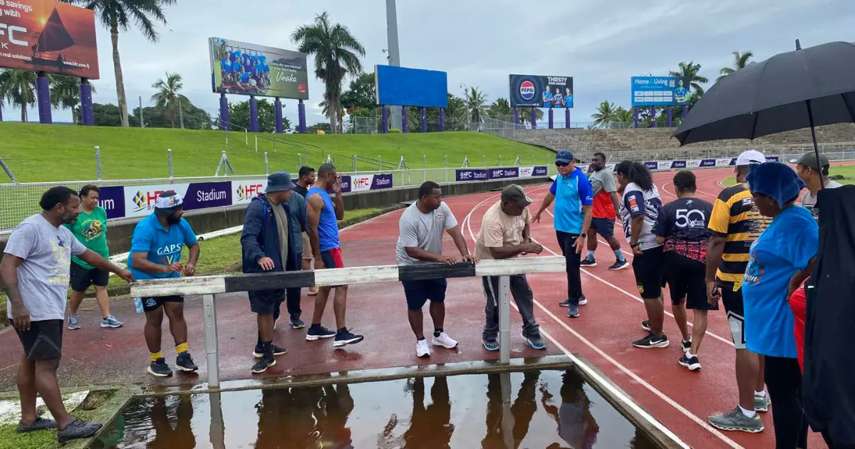 Coach identiﬁes potential hurdlers