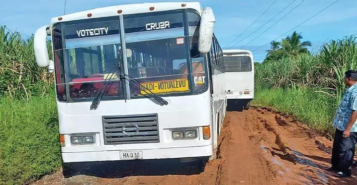 West Bus gets stuck along the Cemetery Road in Votualevu, Nadi, forcing the bus company to suspend services.
