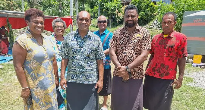 Minister for Lands, Infrastructure and Mineral Resources, Jone Usamate, with Kia Islanders during his visit last December. The Island is facing illegal fishing practices that has affected their income and marine environment. Photo: Sampras Anand.