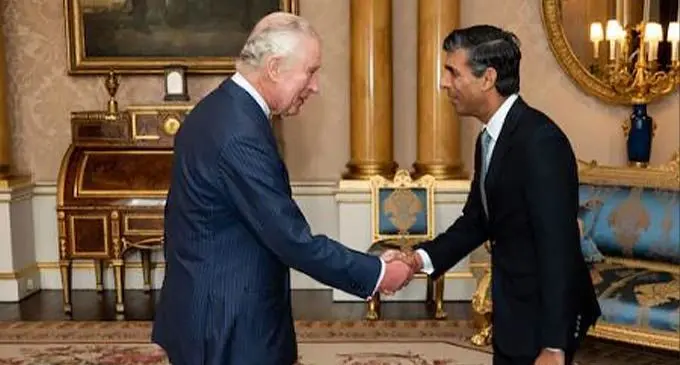 King Charles had just accepted Liz Truss’s resignation when he met with Rishi Sunak to appoint him as Britain’s new PM. Photo: AP: Aaron Chown