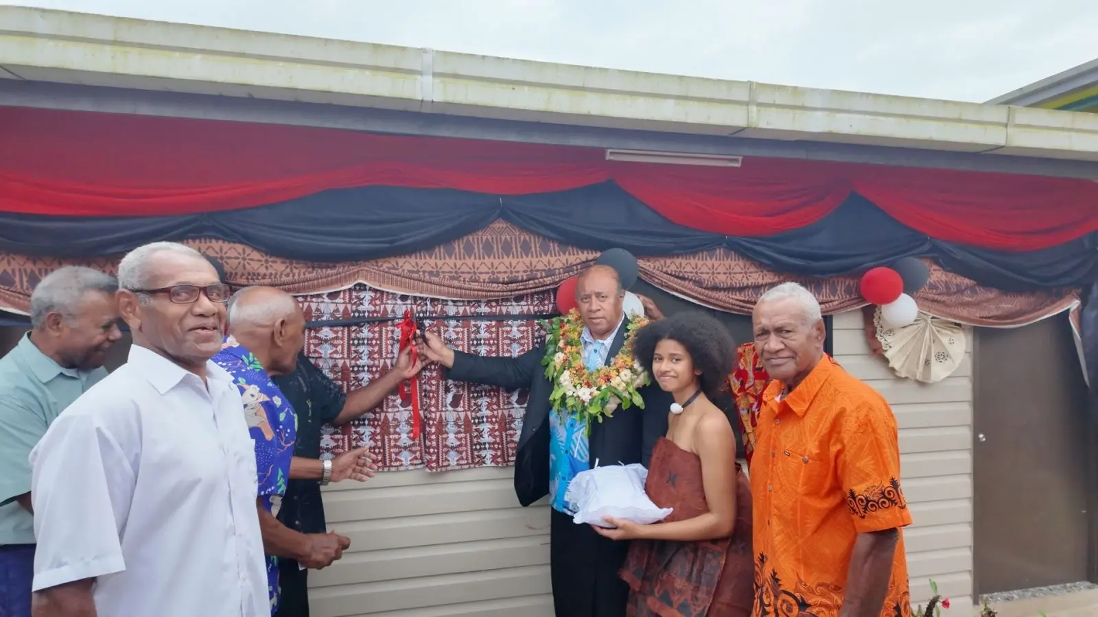 The new taxi base was officially opened on Thursday, October 22, by the Minister for Public Works, Meteorological Services and Transport, Ro Filipe Tuisawau.