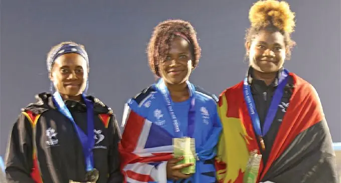 2019 Pacific Games heptathlon gold medallist Elenani Tinai (middle), with silver and bronze medallists from Papua New Guinea, Raylyne Kanam (right) and Edna Boafa. Photo: Anasilini Natoga