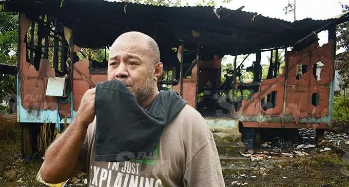 Lemeki Matabogi outside his burnt home in Kalokalo Crescent, Makoi on October 20, 2020. Photo: Ronald Kumar