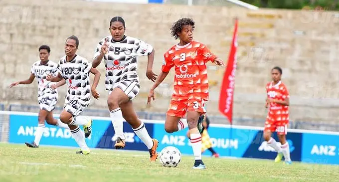 Rewa's Ro Niumidaradara looks for support against Suva during Womens IDC at ANZ Stadium on October 30,, 2020. Photo: Ronald Kumar.