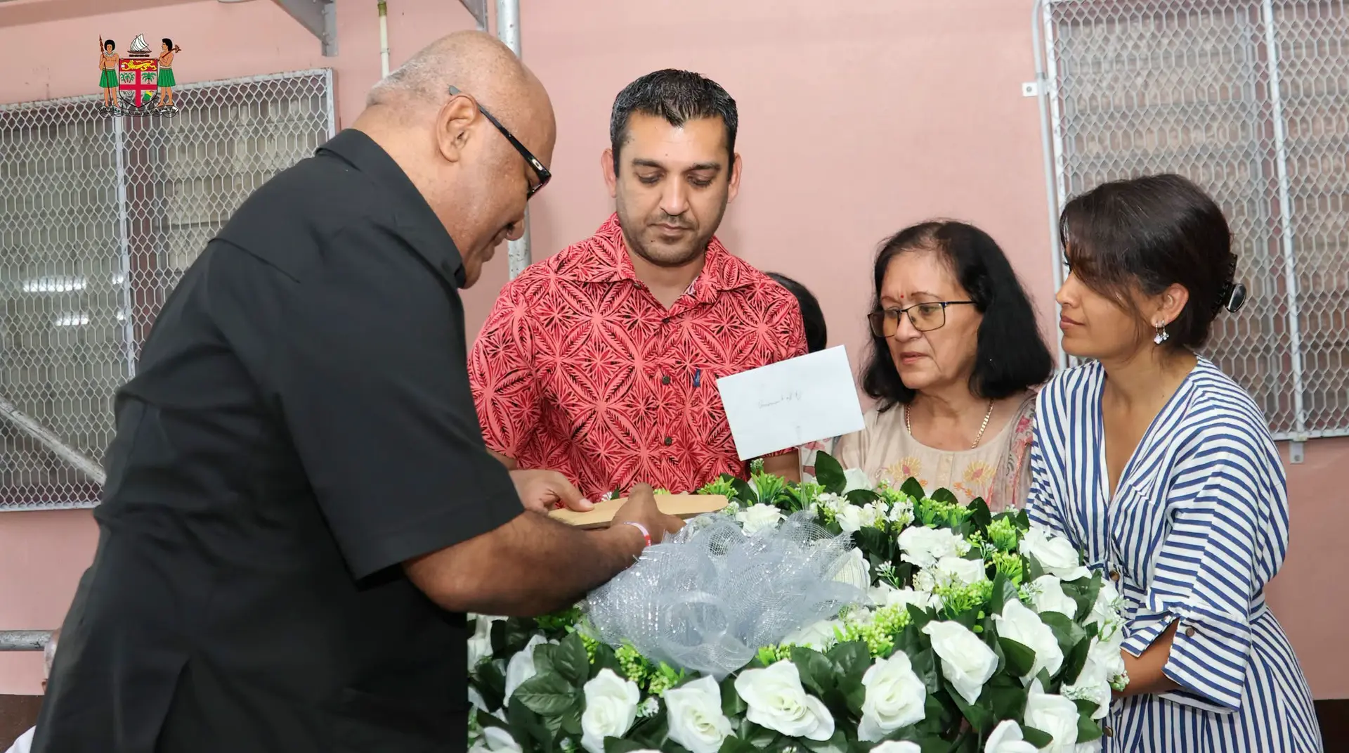 The Deputy Prime Minister assured the late Minister's family that the Government was keeping them in its thoughts and prayers during the difficult time.