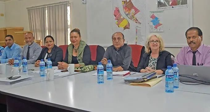 Minister for Industry, Trade and Tourism, Local Government, Housing and Community Development, Premila Kumar (middle), with the newly appointed special administrators and management of Nasinu Town Council at the Council’s chambers in Nasinu on November 1, 2019.  Photo: Wati Talebula