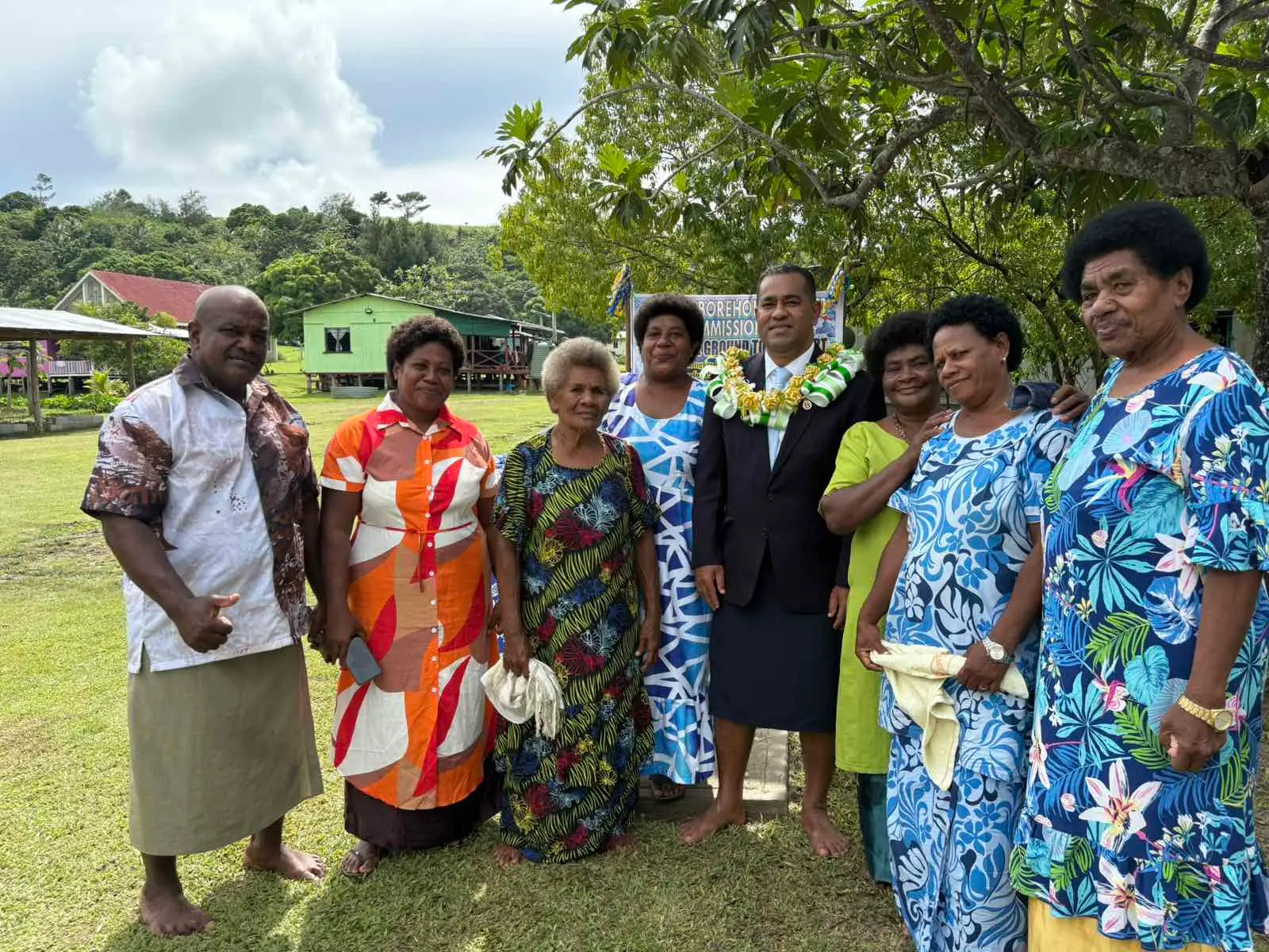 Minister for Lands and Mineral Resources, Filimone Vosarogo with villagers in Lakeba, Namuka, Macuata.
