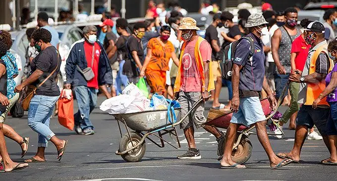 Members of the public wearing masks in Suva during COVID-19. Photo: Leon Lord