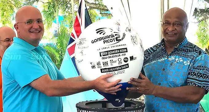President of the OPT-NC Administrative Council, Yoann Lecourieux with Fiji International Telecommunications Limited (FINTEL) Chief Executive Officer, George Samisoni at Vatuwaqa on May 5,2022. Photo: Laisa Lui