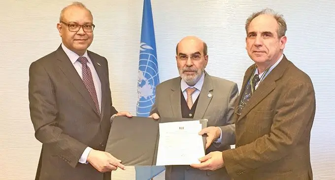 Pic 1- Ambassador Saran presents the Instrument of Accession to the FAO ... copy